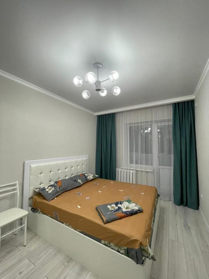 Apartment In Street Toktogula 77 ビシュケク エクステリア 写真